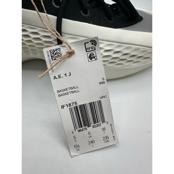 Adidas AE 1 J “Stormtrooper” size 5.5y/ 7 women’s - Picture 6 of 7